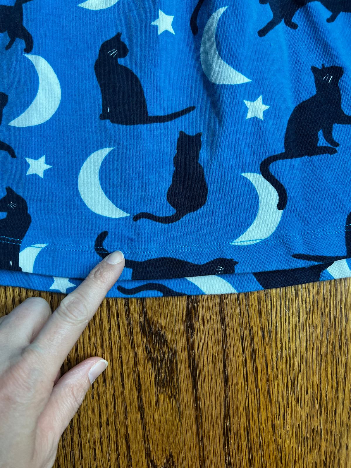 Seller #115 - Boden Girls 3-4Y Cats & Moons Blue Turtleneck Dress, VGUC