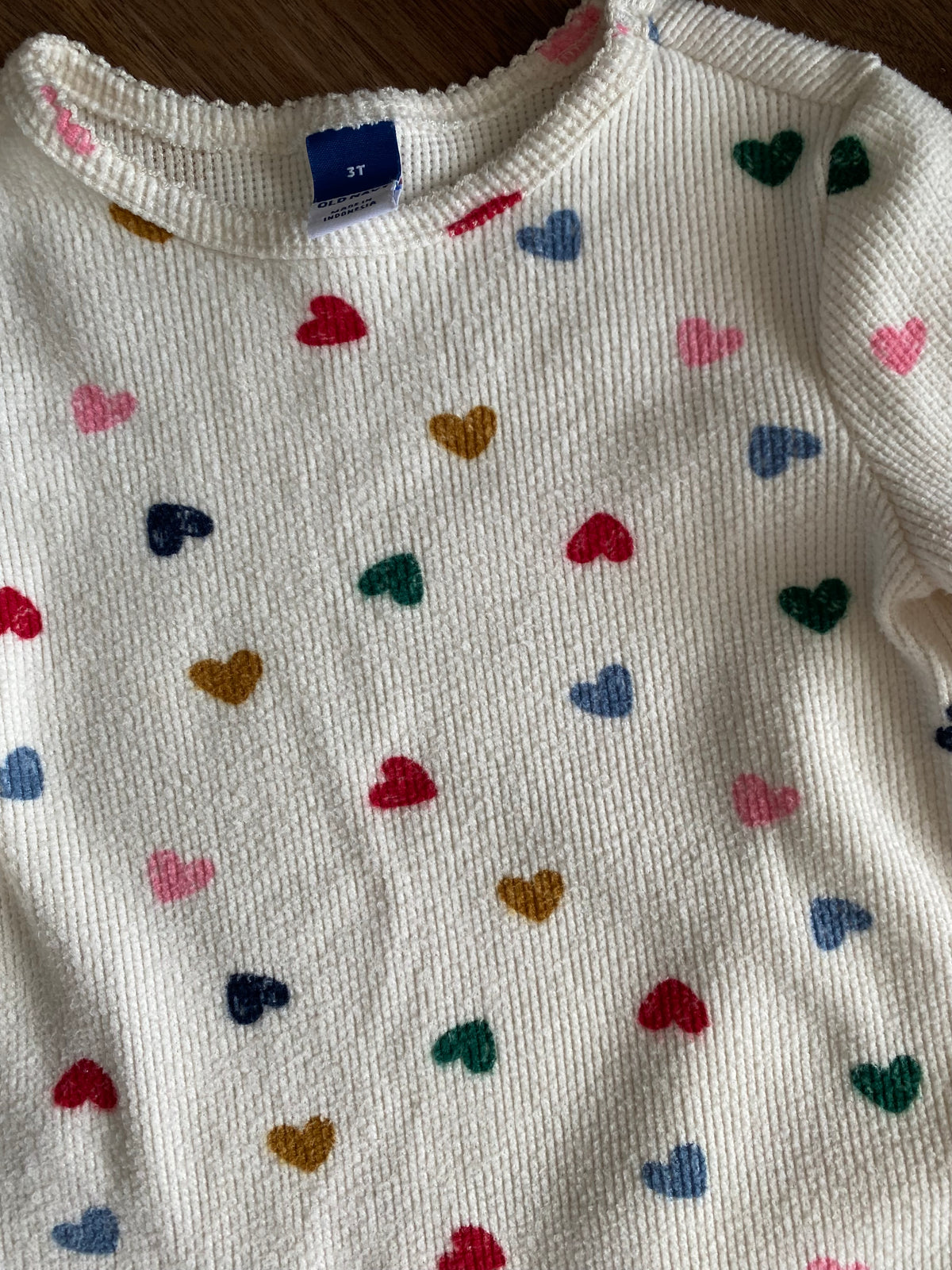 #59 Old Navy 3T girls heart outfit