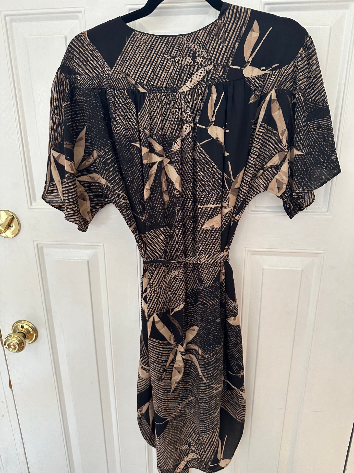 #133 Halston Sz XS Black Beige Dress $298