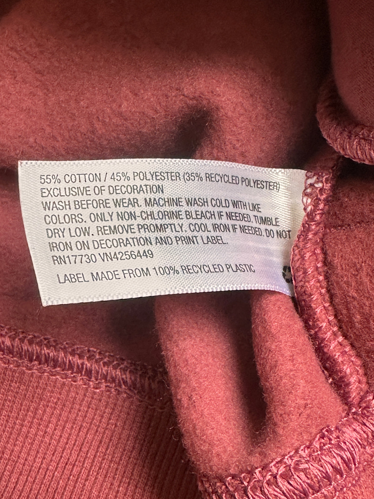 #163 NWOT Cat & Jack Maroon Pullover - size M (8/10)