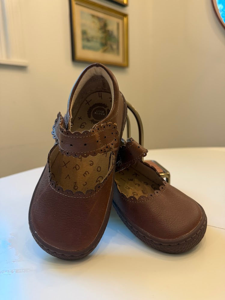 #9 *REDUCED* Girls Size 10 Livie & Luca Briar Scalloped Mary Jane flats, VGUC