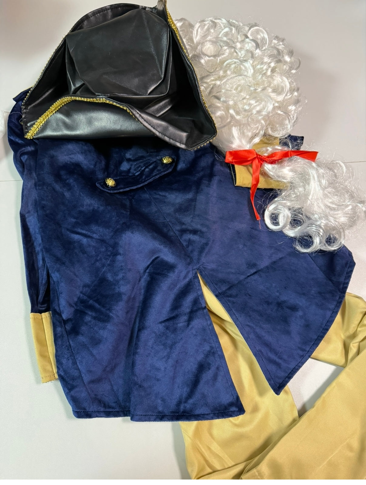 #155 Hamilton/George Washington/Revolutionary costume, boys size 5