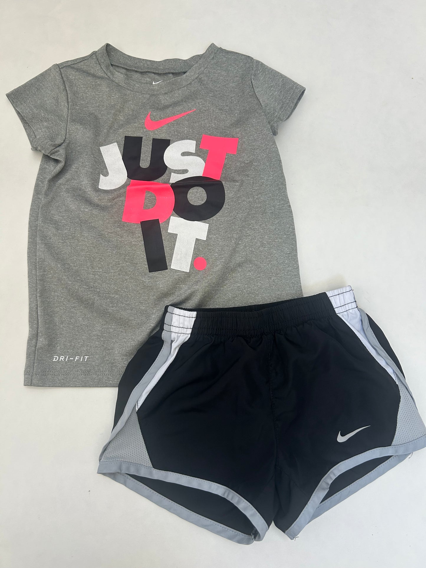 #6 Girls 4T Nike dry fit Tshirt and shorts "Just Do It"