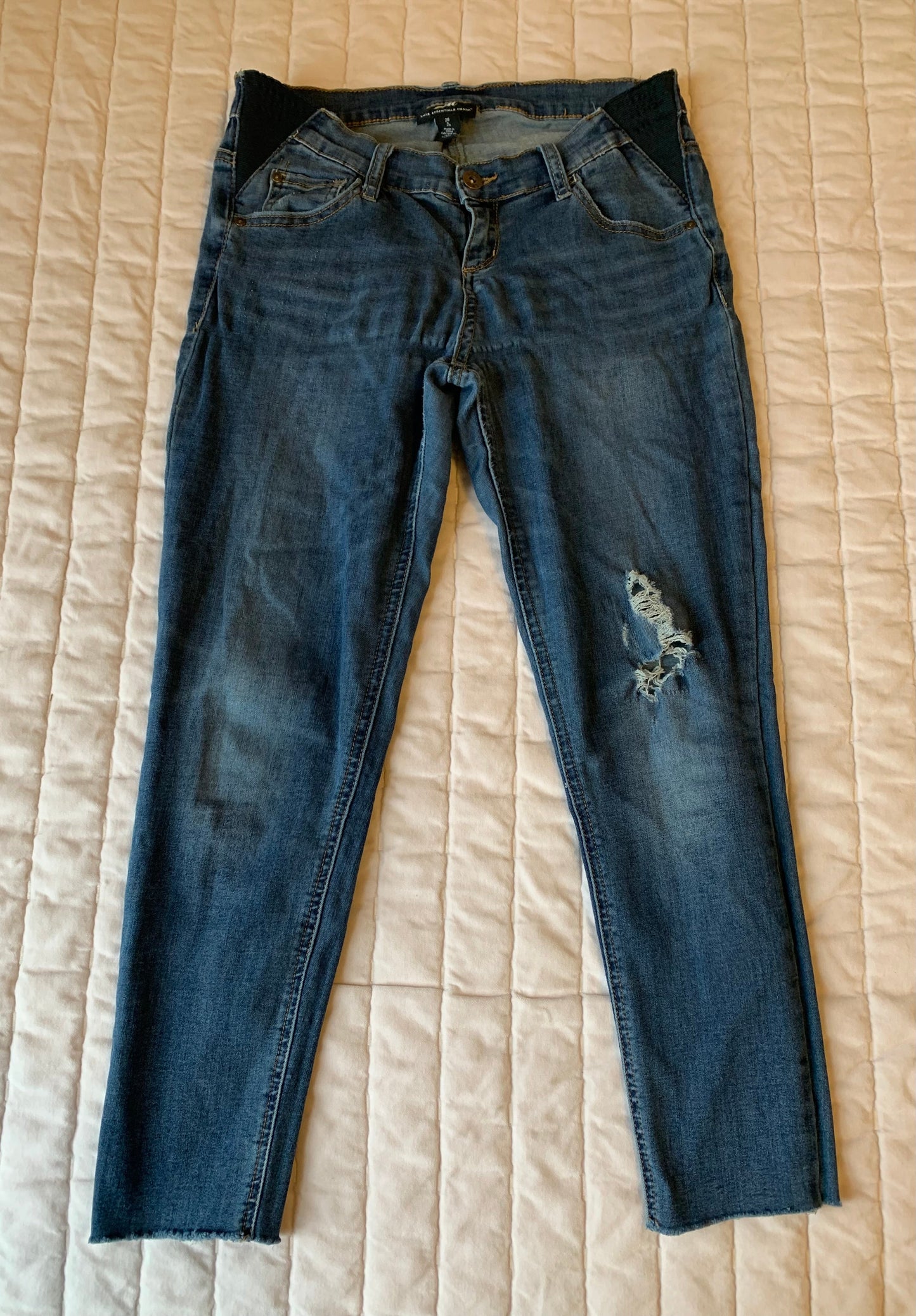 Seller #204 Maternity LED Ankle Denim 28/6 Under Belly