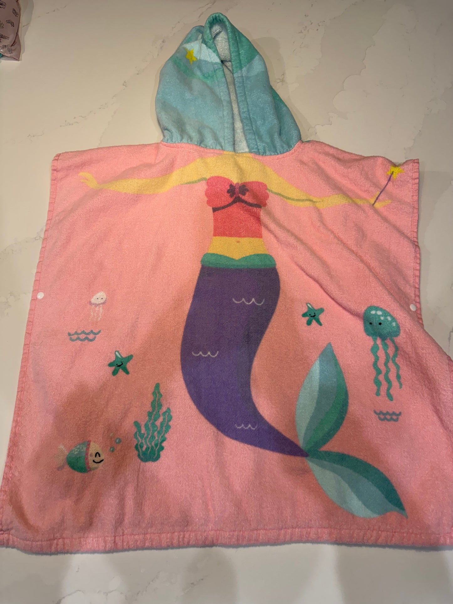 #133 hooded towel OS I’d say up to a 4T