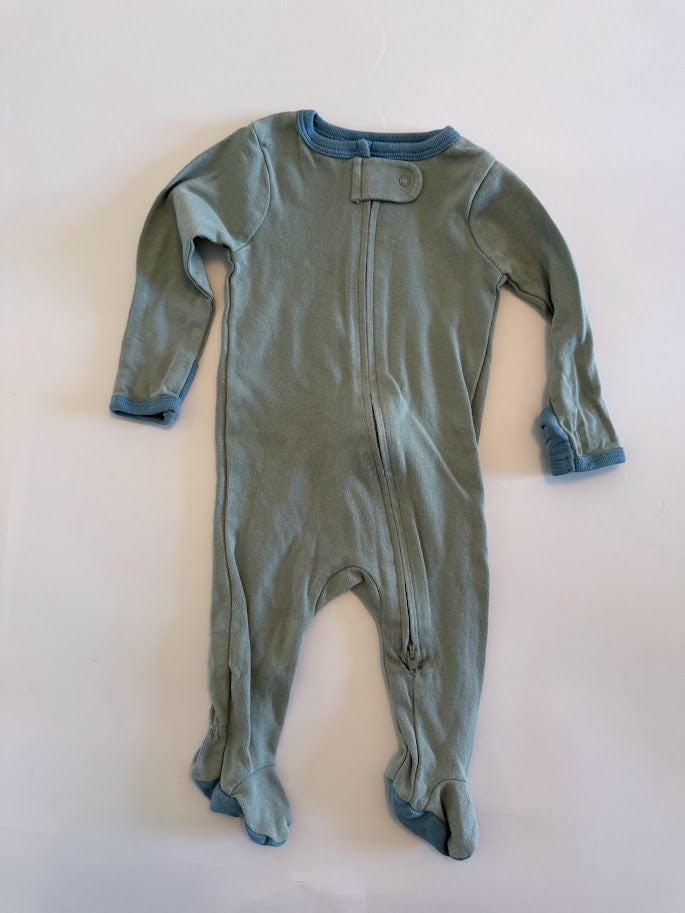 #93 green corduroy baby girl bubble overall size 3 months