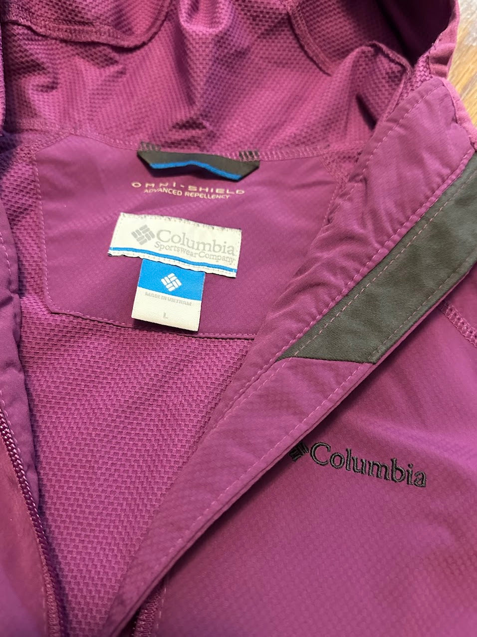 Seller #101 Women's Columbia purple jacket size large