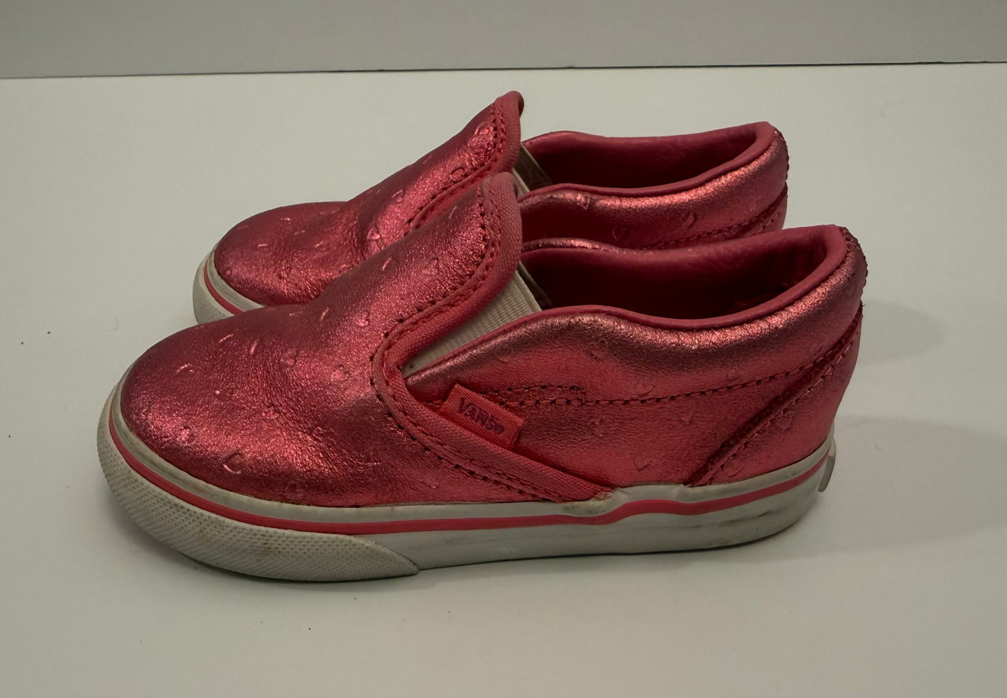 Seller 175- Vans Hot Pink with hearts size 7