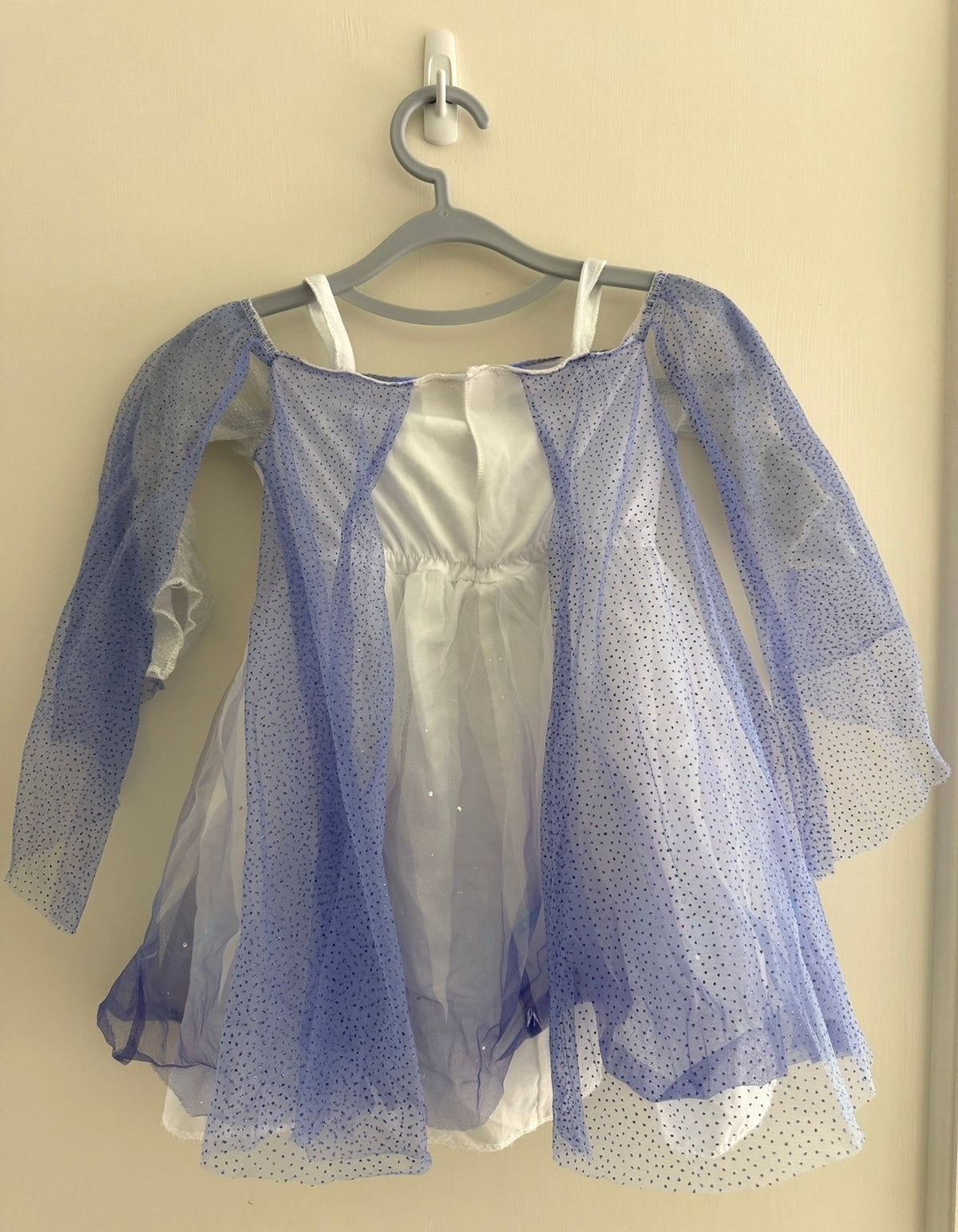 #9 Girls XS (3T-4T) Disney Frozen Elsa Light Up Costume