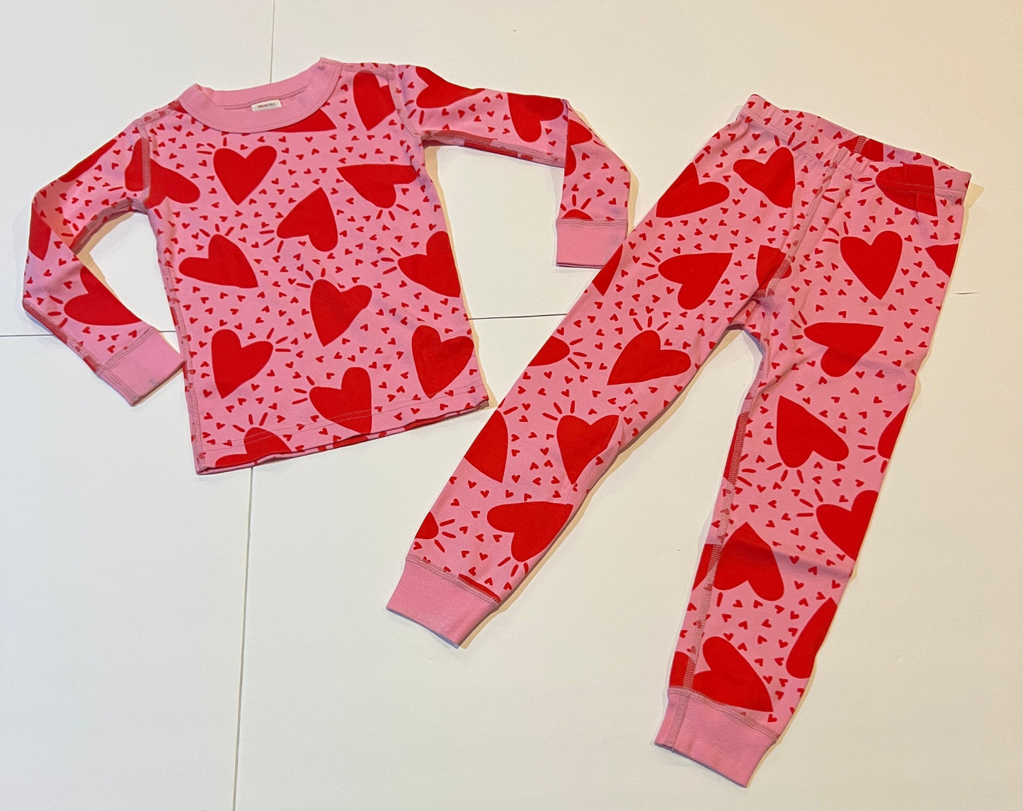 #180 Girls 4T Hanna Pink Hearts