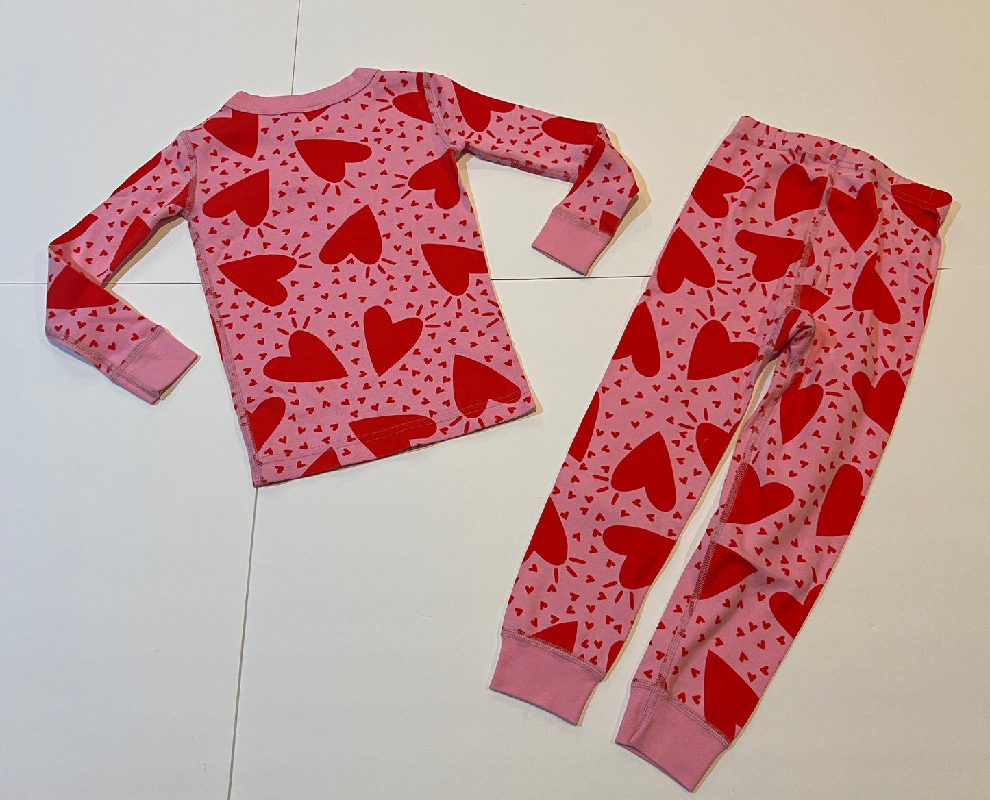 #180 Girls 4T Hanna Pink Hearts