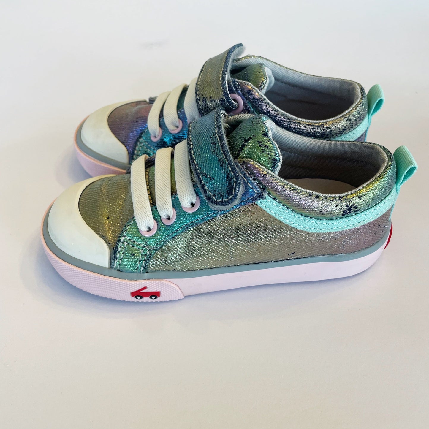 #118 | Size 10 | See Kai Run Girls Metallic Rainbow Sneakers