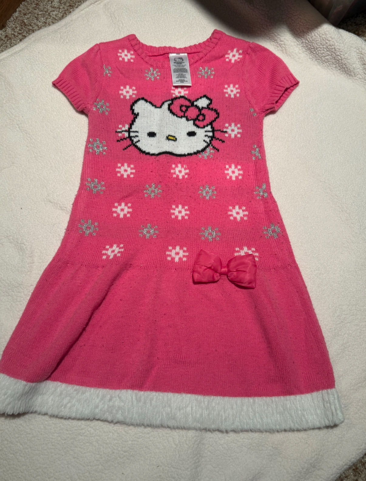 136 Hello Kitty sweater dress size 6