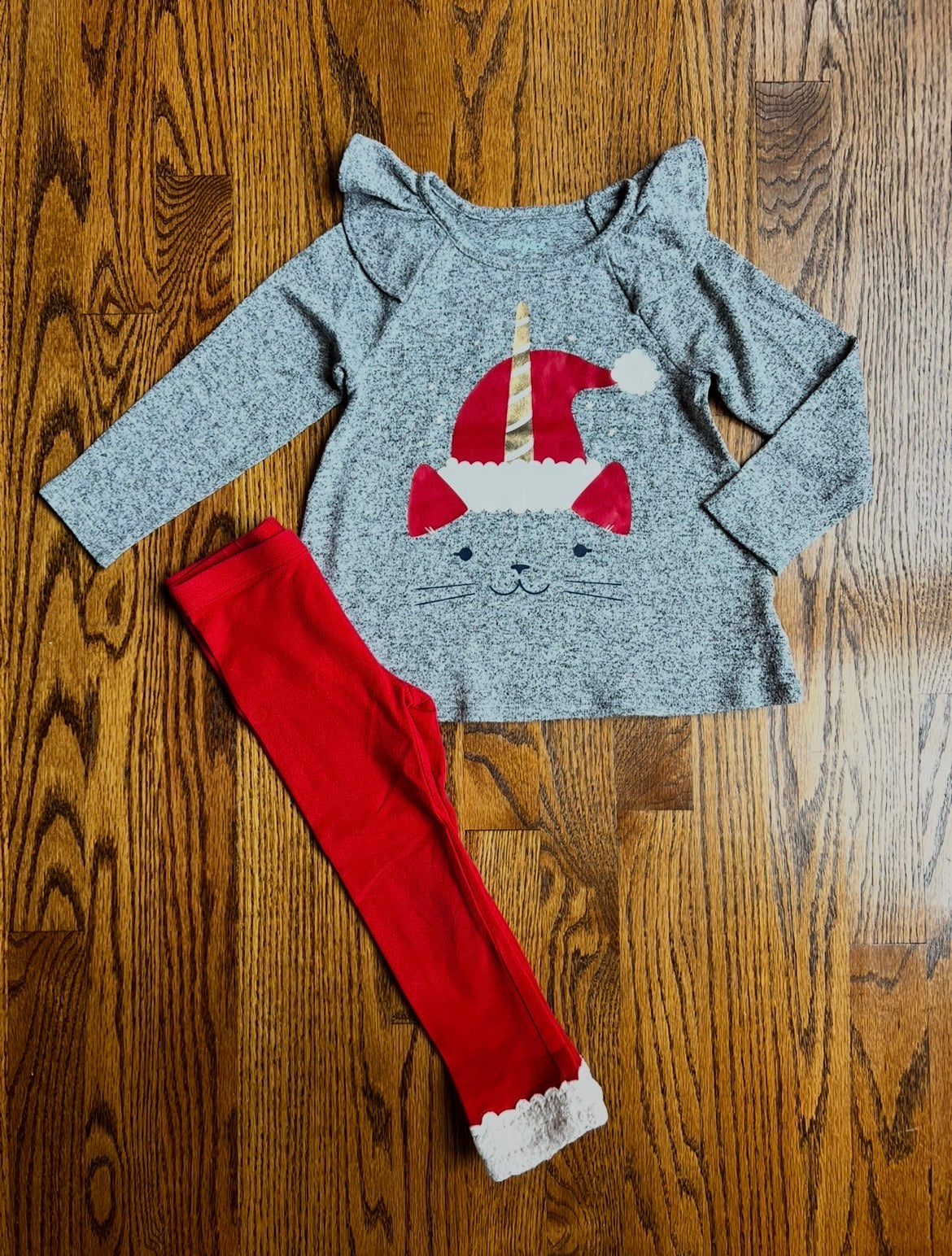 Seller #115 - Cat & Jack Girls 3T Santa Caticorn Shirt with Red Leggings, VGUC