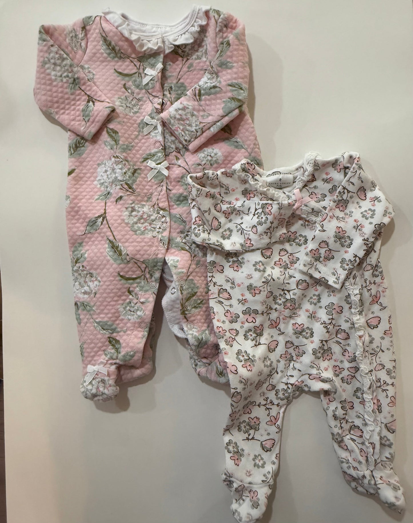*REDUCED* #50 • Girls • Laura Ashley • 3-6 Months • EUC