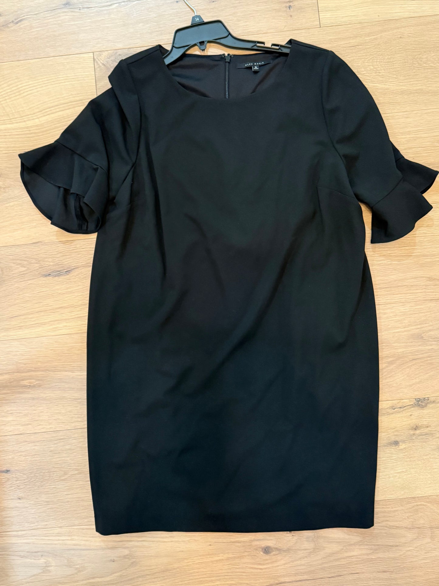 *REDUCED* #50 • Maternity • Alex Marie • 14 • EUC (worn once)