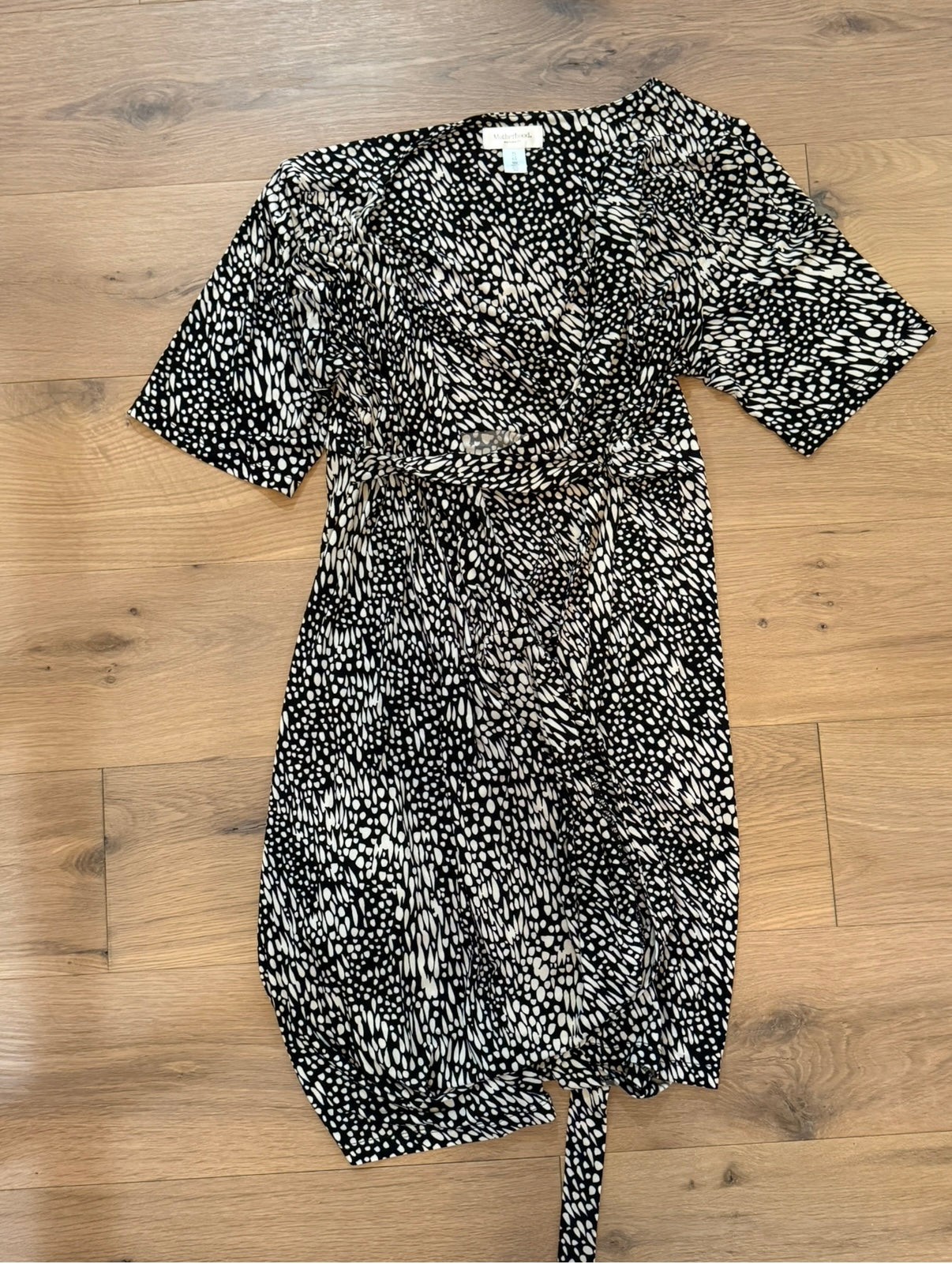 *REDUCED* #50 • Maternity • Motherhood Maternity • XL • EUC