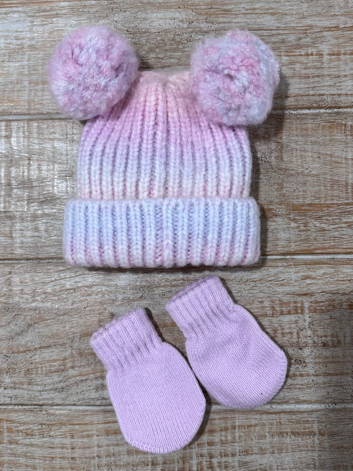 #108 Cat & Jack Infant Girl 2-piece Winter Set NWOT Size 0-6M