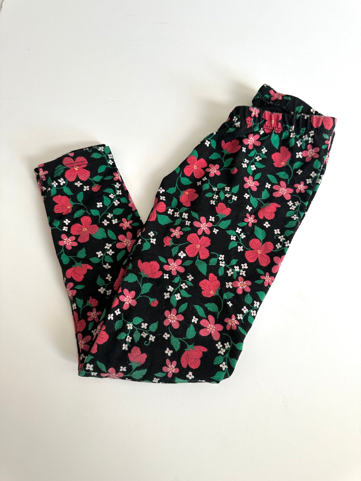Seller #39 C&J girls 4T winter print leggings