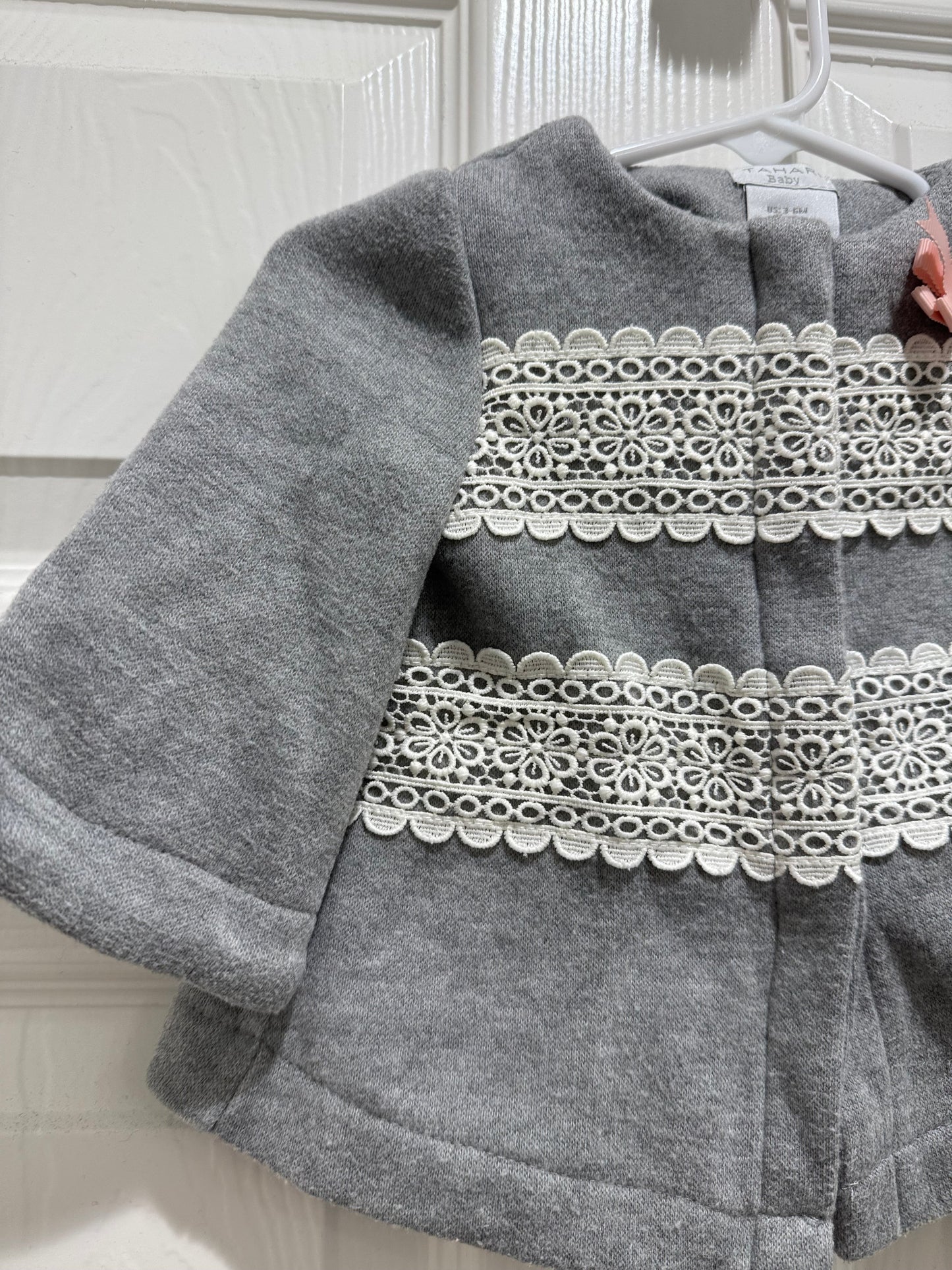 #53 baby girl jacket size 3-6M