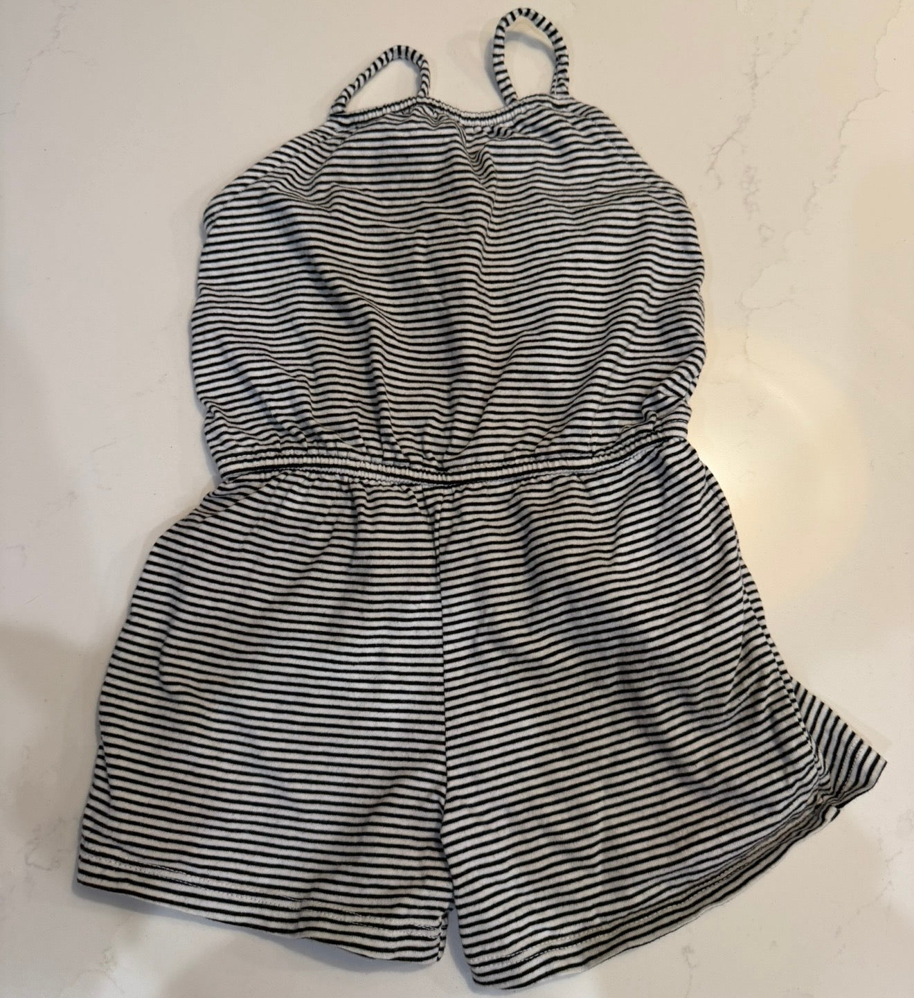 #133 old navy 3T romper