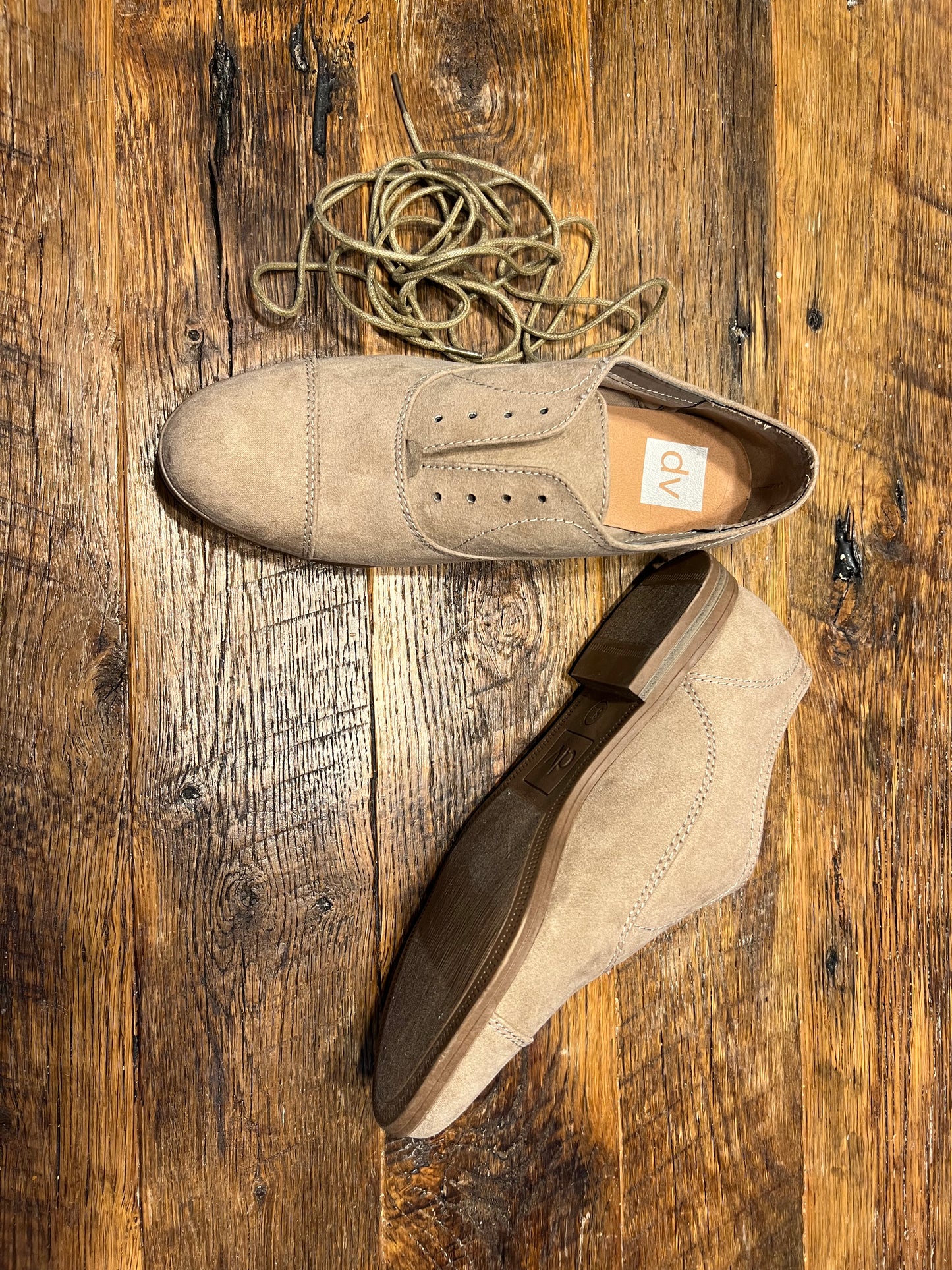#67 DV Women's Suede Oxford Shoes - Size 8