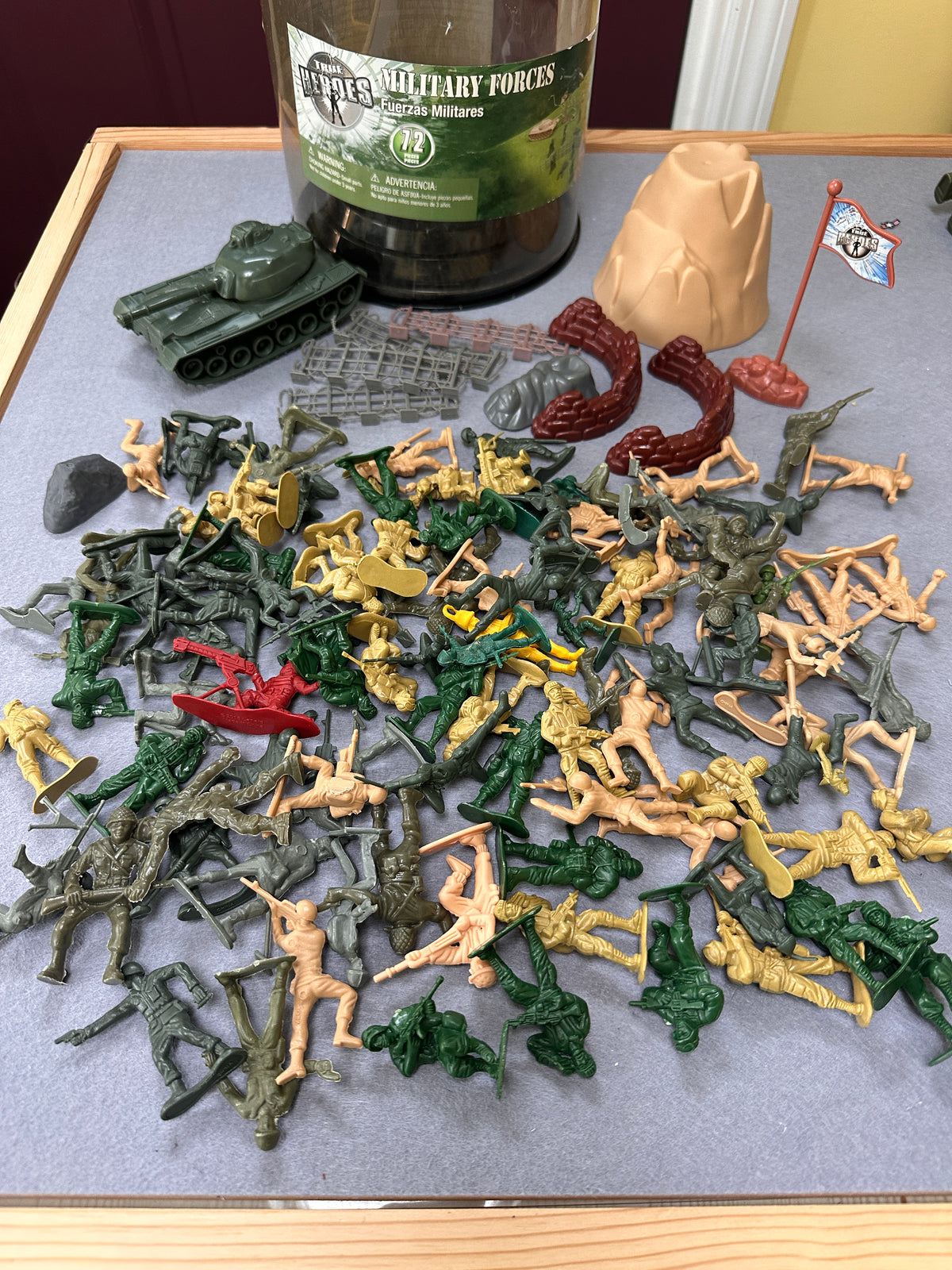 #163 Large Military Playset