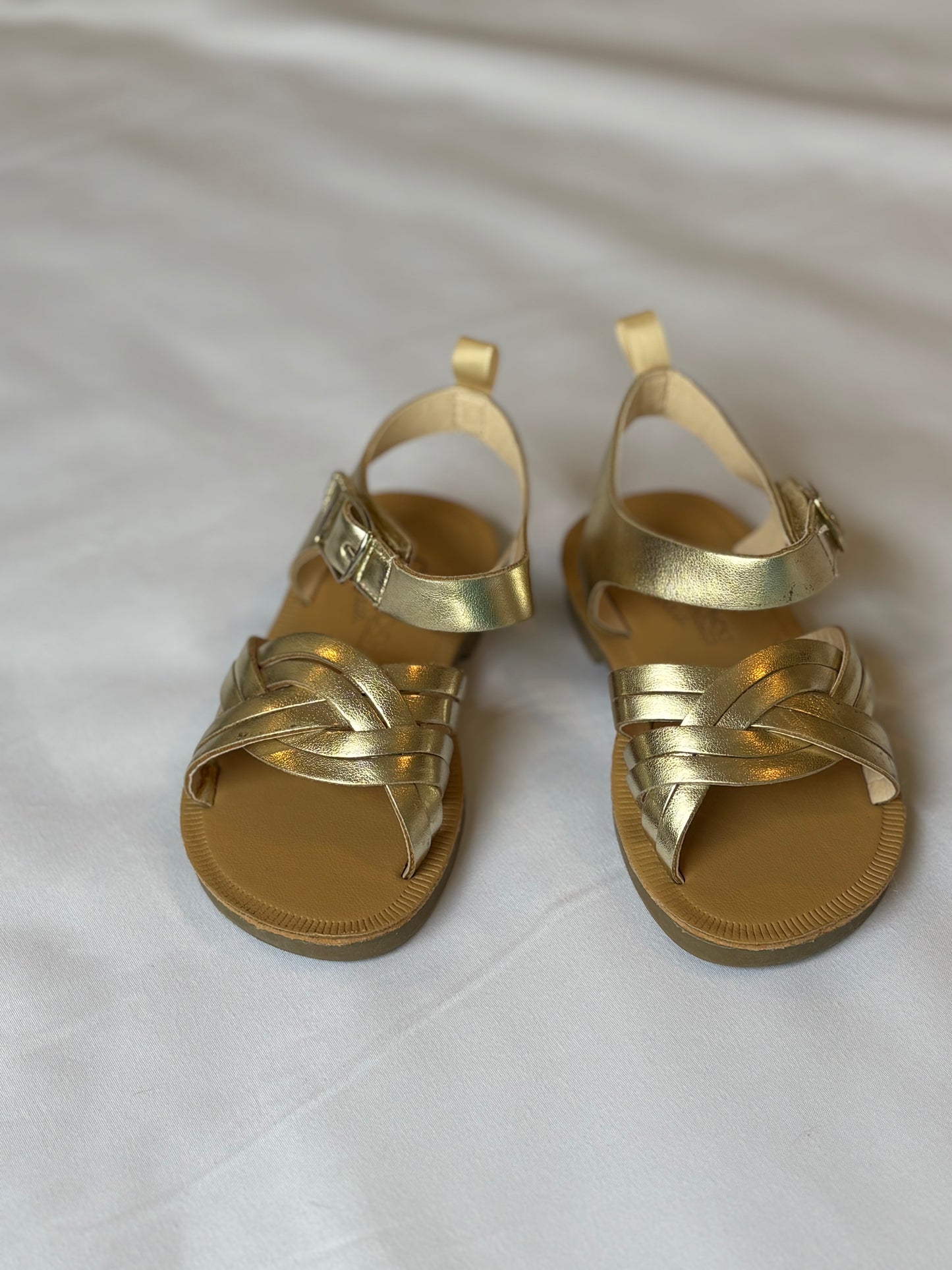 #88 REDUCED OshKosh Gold Sandals Baby Girls Size 6M