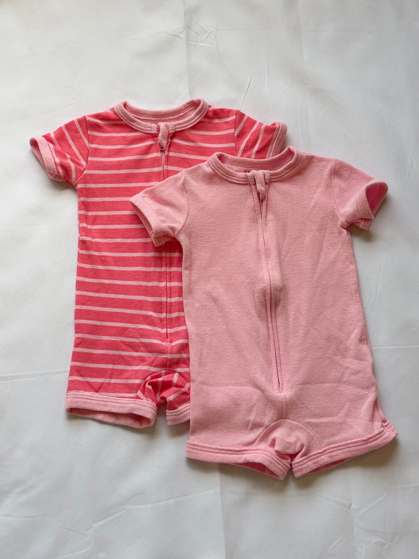 #88 REDUCED Hanes Pink Romper PJs Girls Size 0-6M