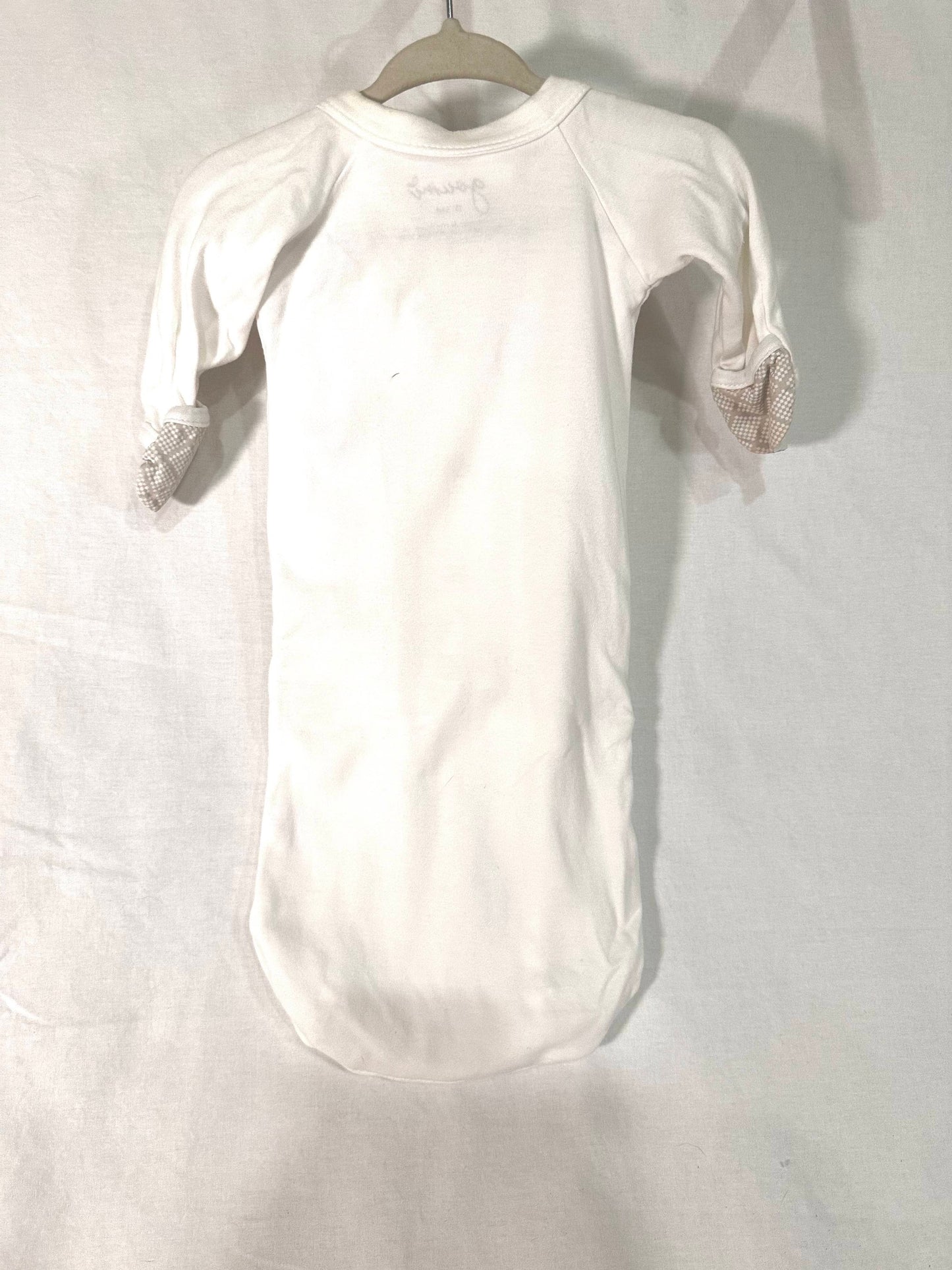 #30 Goumi White Cotton Layette, 0-3M