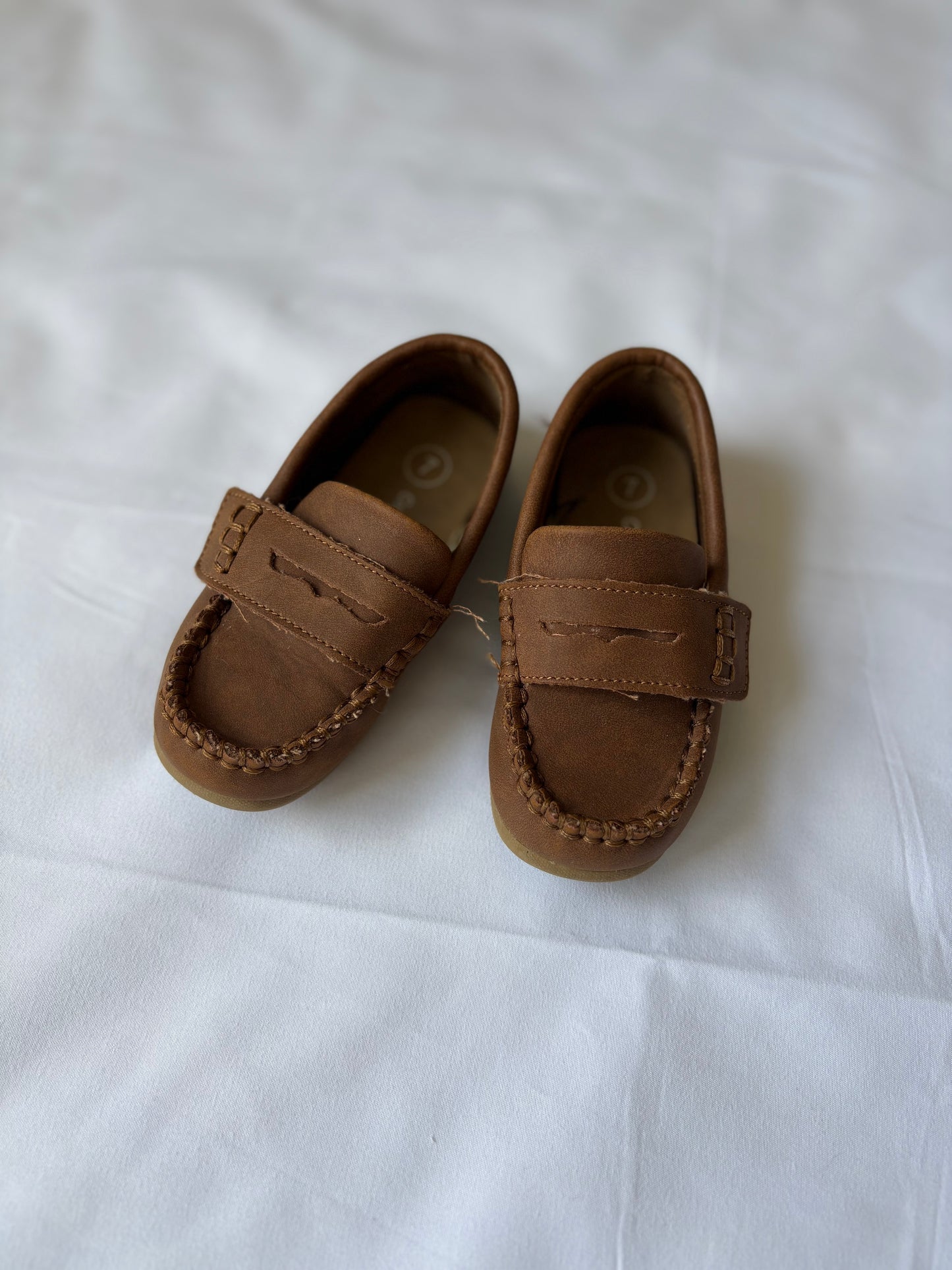 #88 Cat & Jack Brown Loafers Toddler Boy Size 7