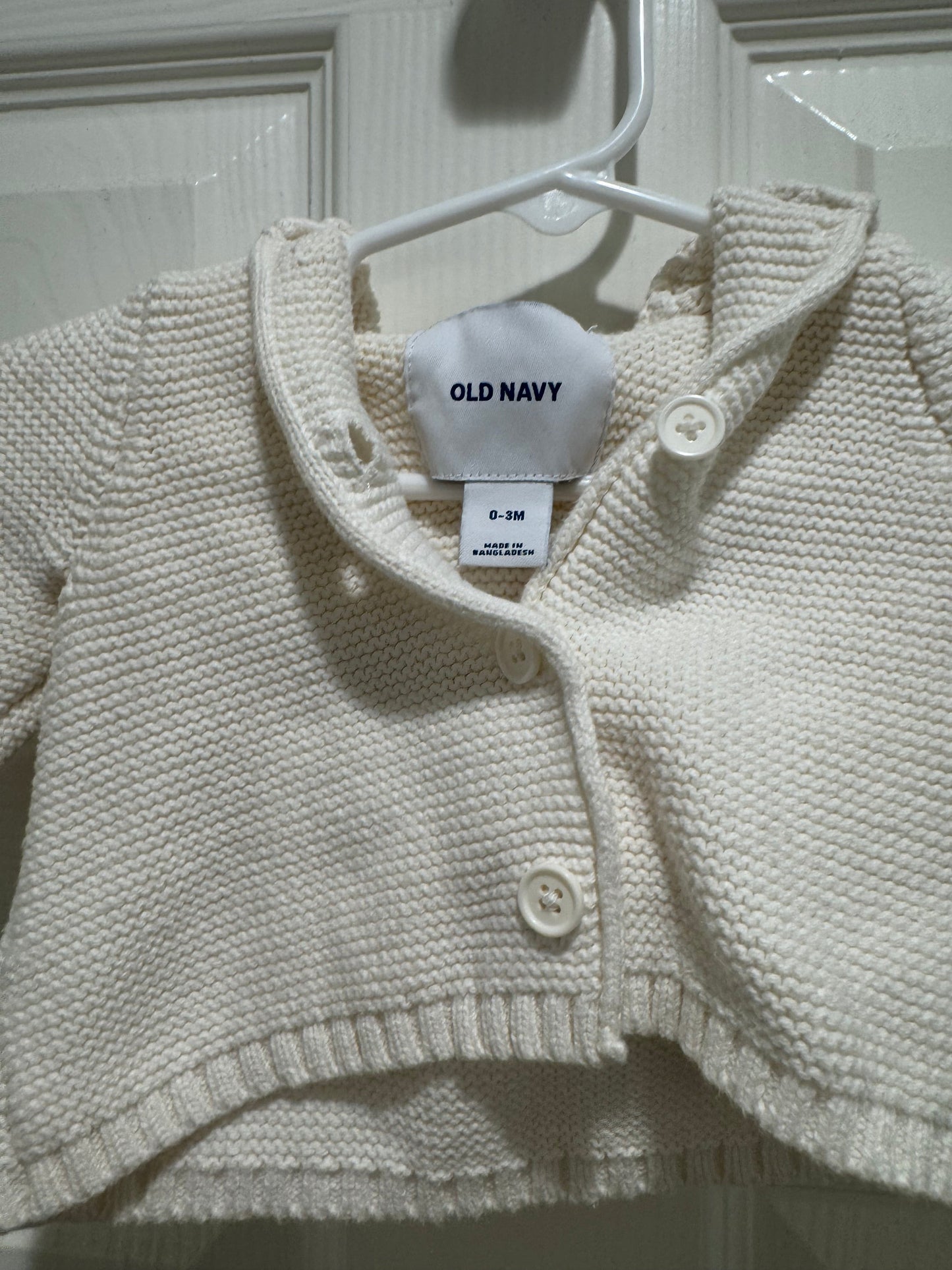 #53 baby girl hooded sweater size 0-3M