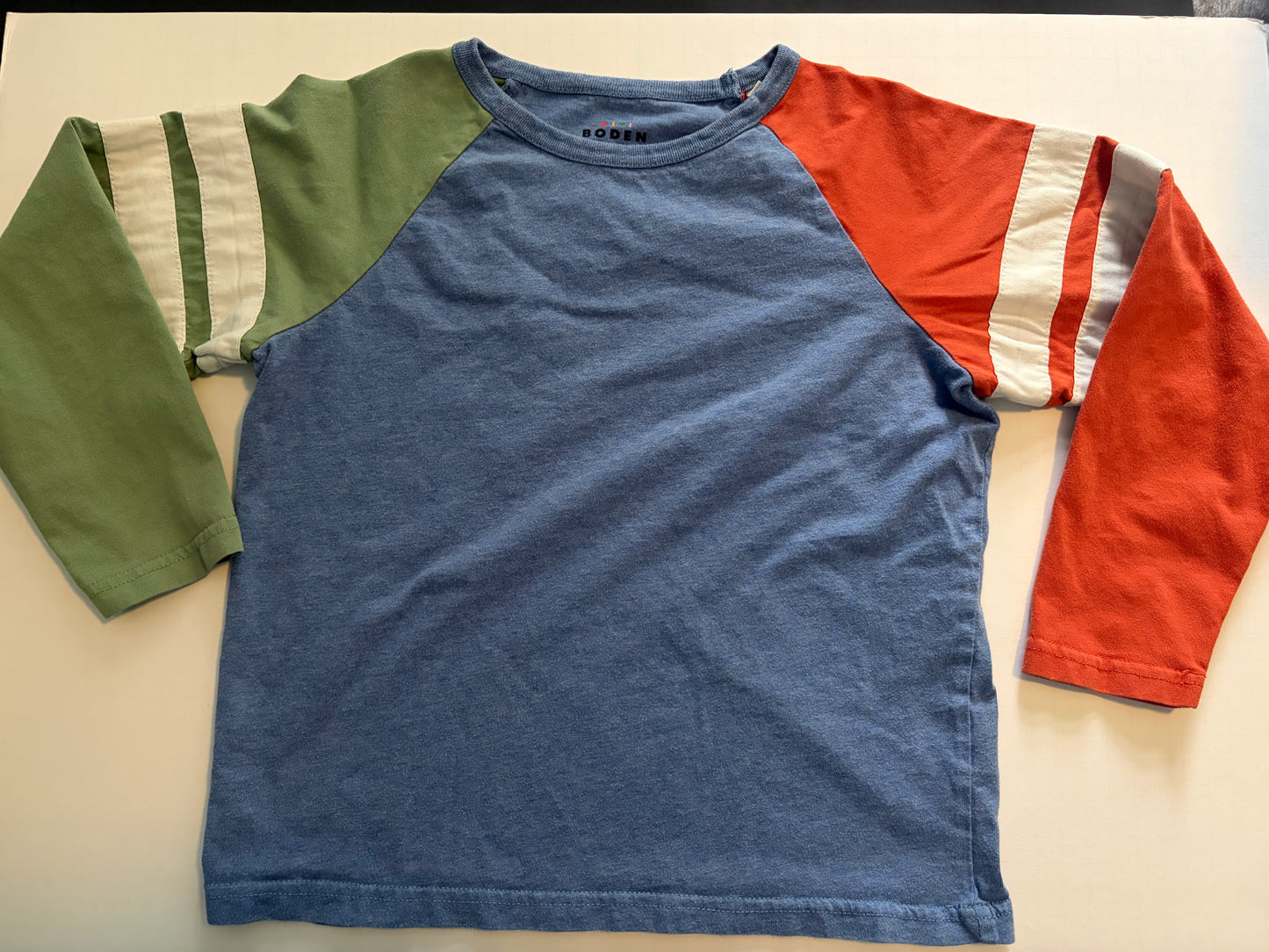 Seller #91 Boys' size 7-8 Mini Boden long sleeve color block EUC