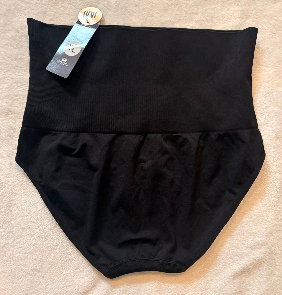 #102 - NWT Empetua Women's size XL high waisted briefs