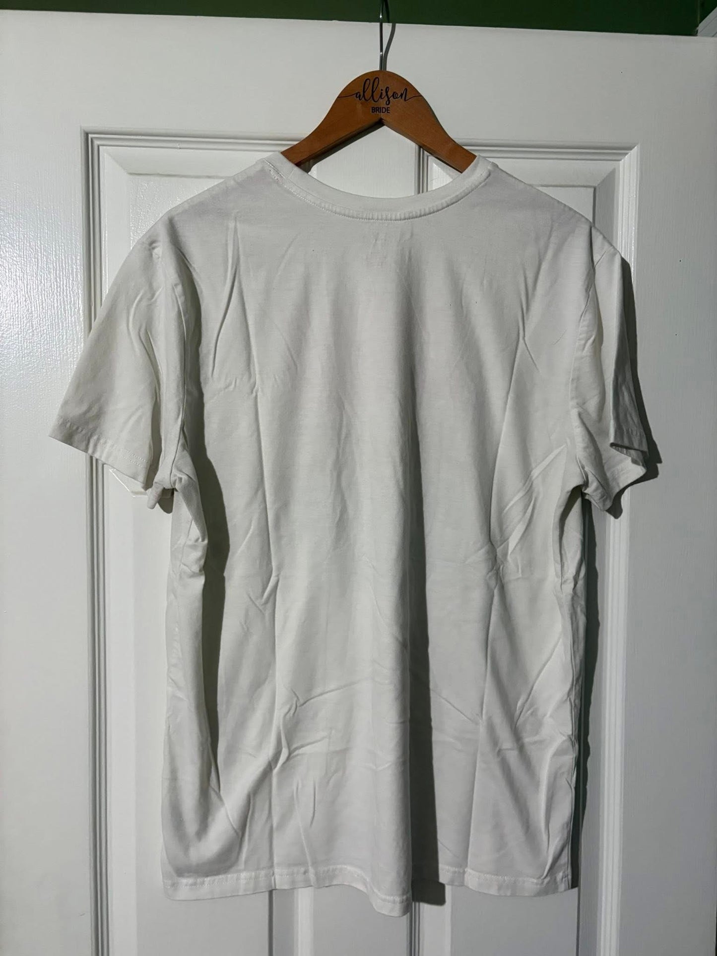 #133 Women’s Large Jingle Shirt