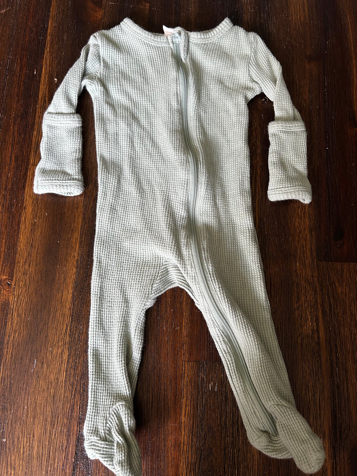 Seller #21 spearmint love 3mo thermal zippy