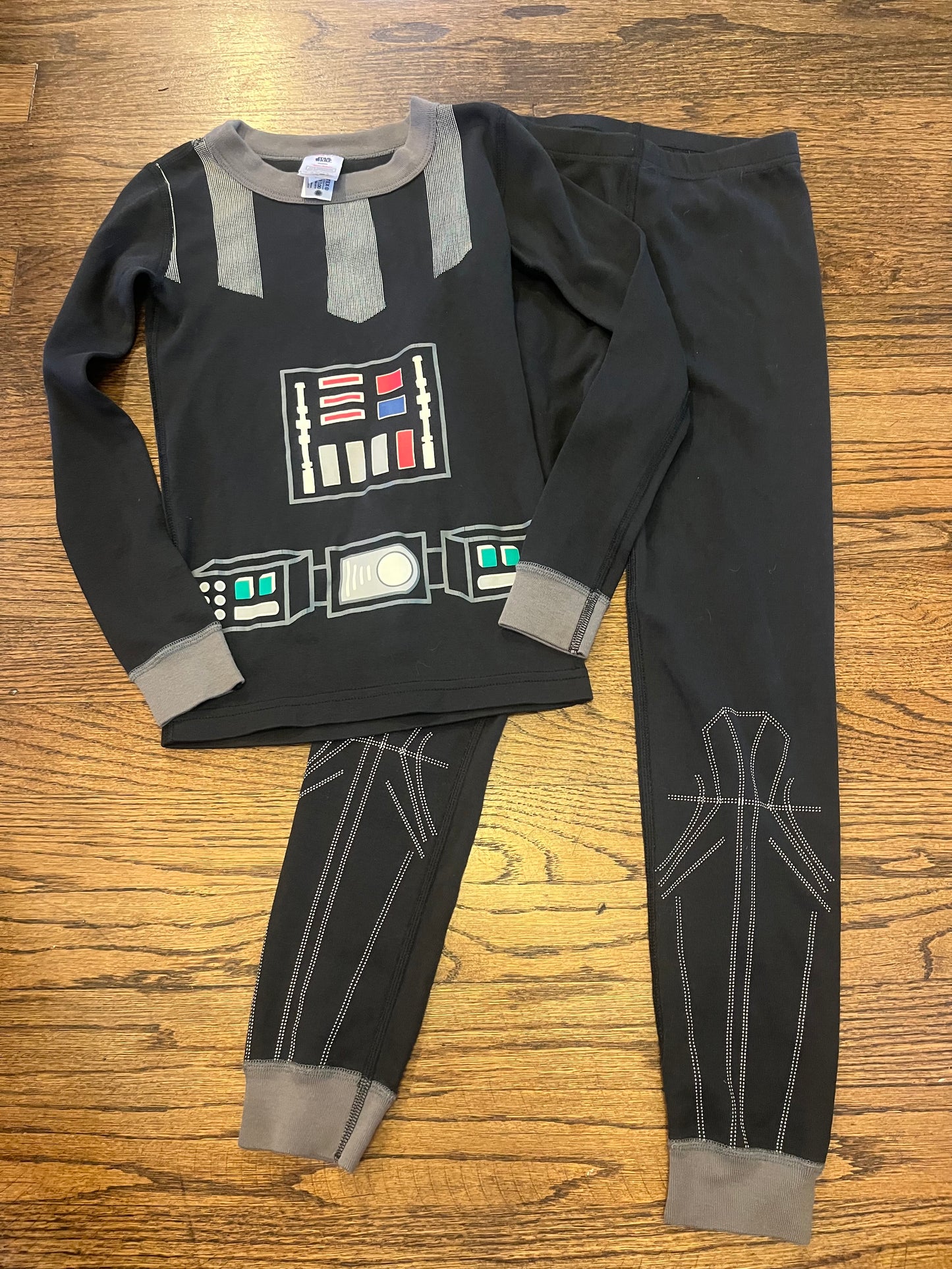 #67 Hanna Andersson Star Wars pajamas 6/7