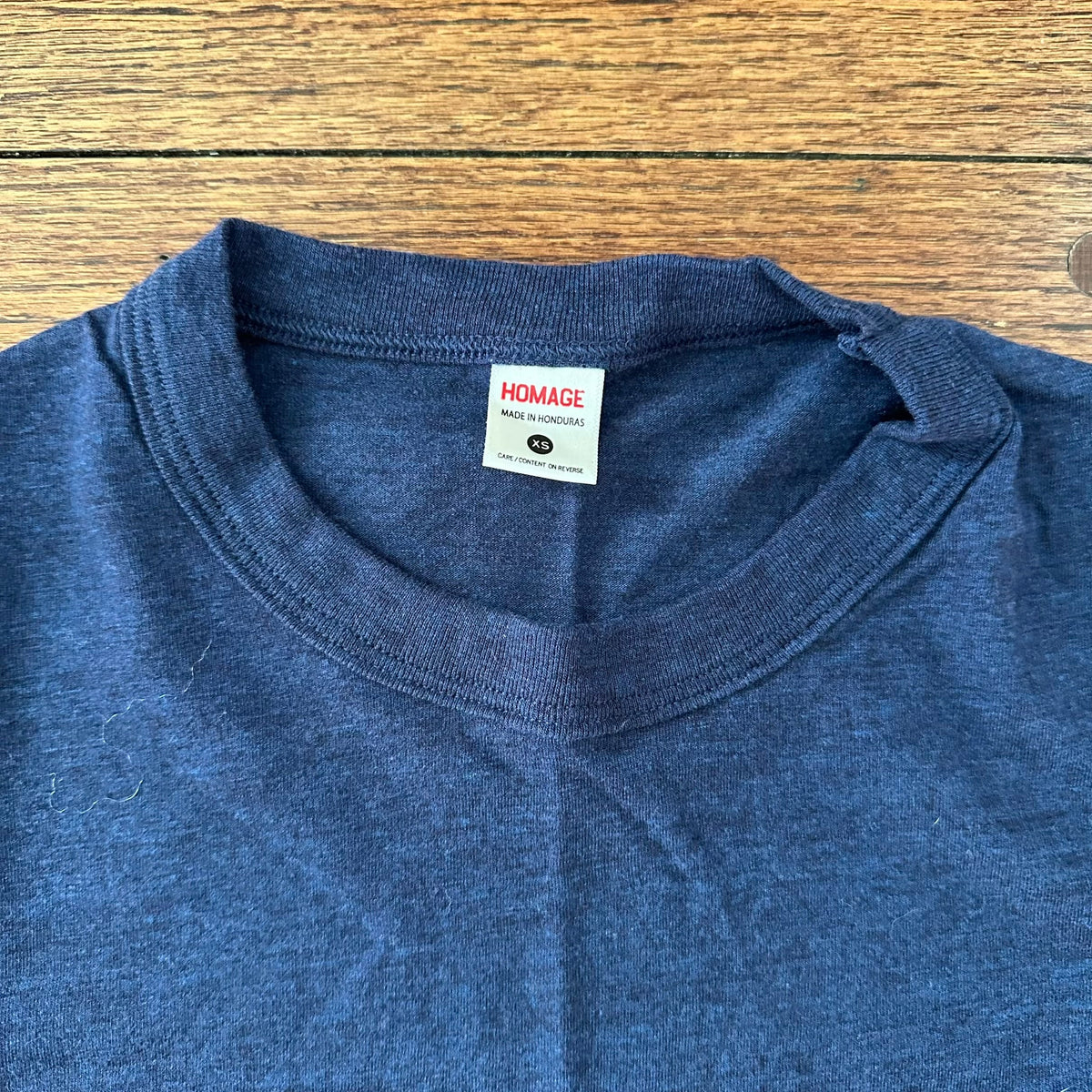 #113 EUC Womens Homage Navy Crewneck Tshirt, size XS