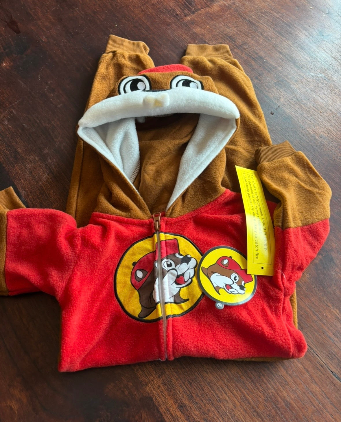 #44 NWT 3t Buccee costume/Jammies