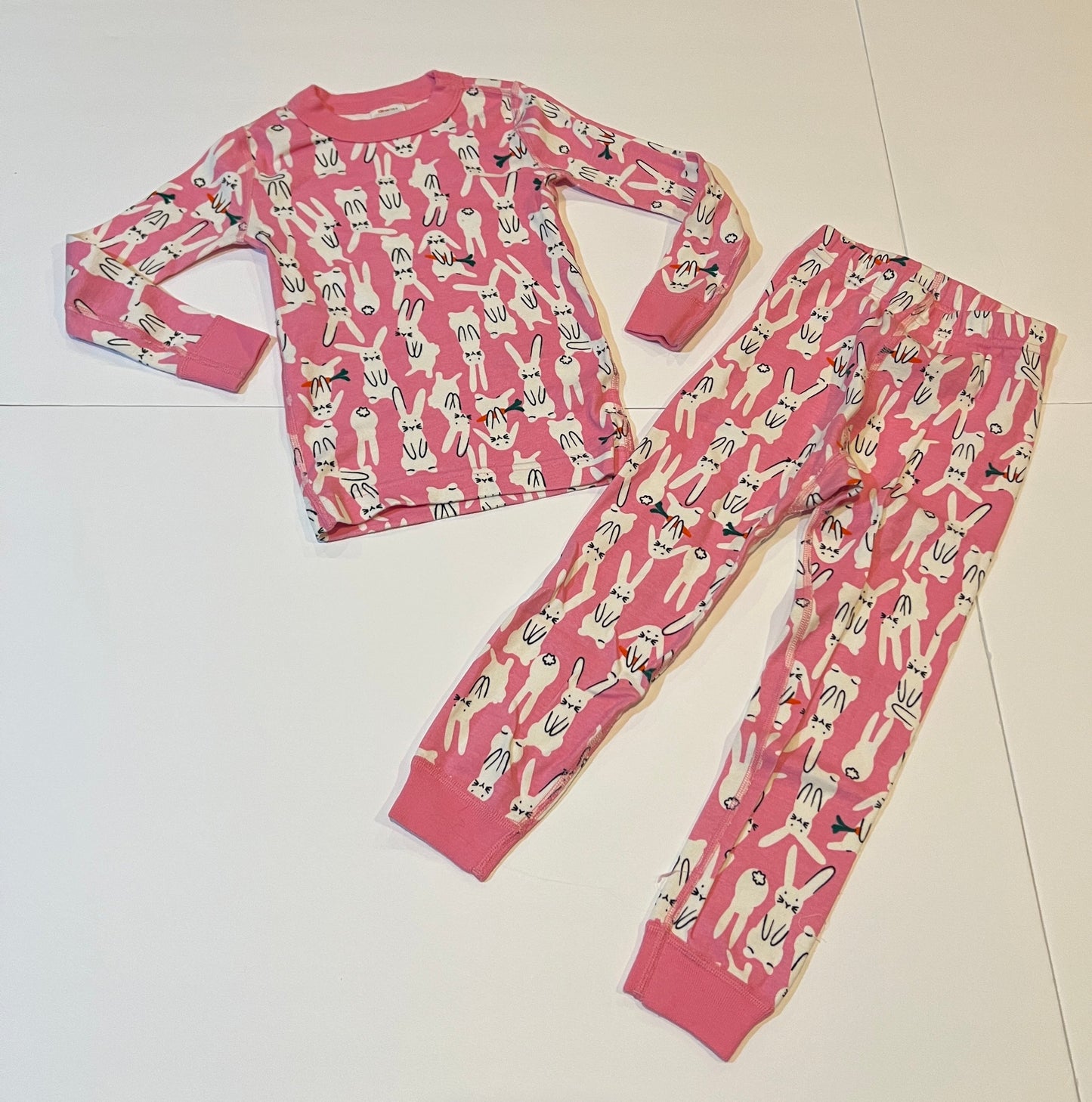 #180 Girls 100 (4) Hanna Andersson Pink Bunny Pajamas (2 available)
