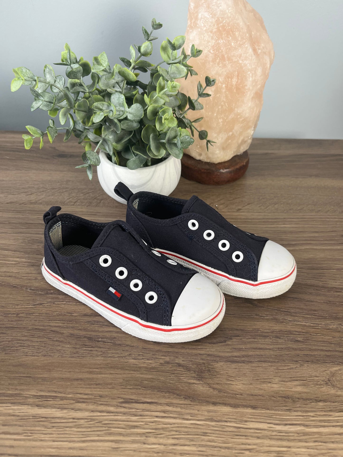 Seller #213 Boys size 7 Slip On Hilfiger Sneakers EUC