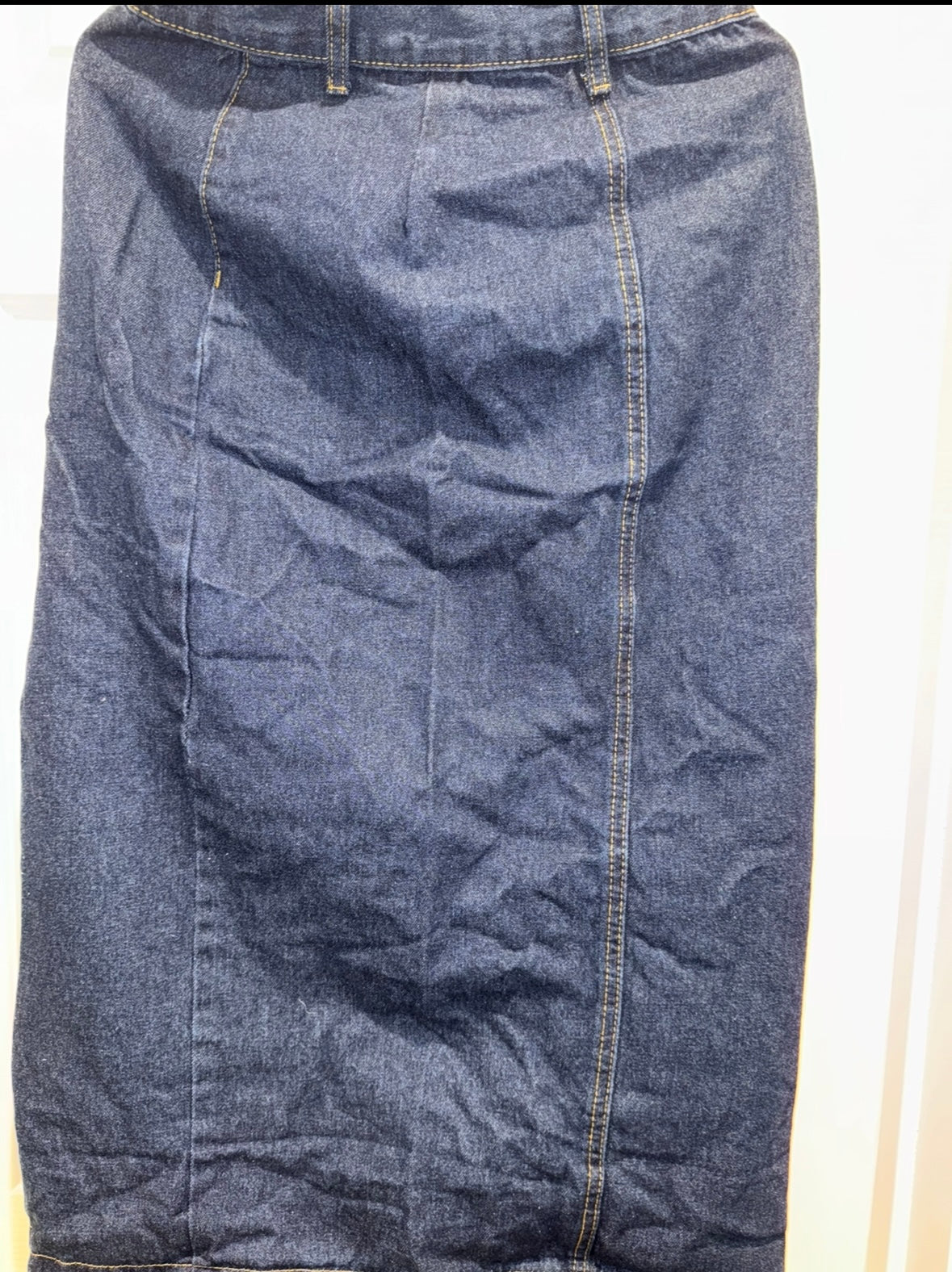 #53 women’s long Jean skirt size M