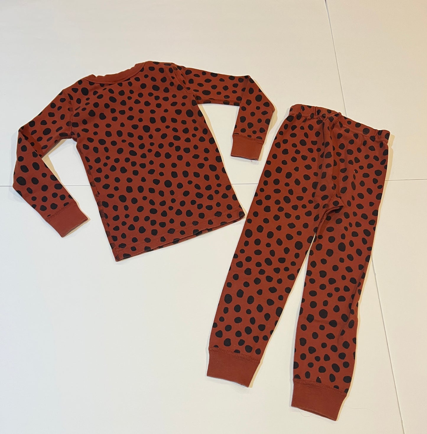 #141 Girls 100 4 Hanna Andersson Leopard Pajamas