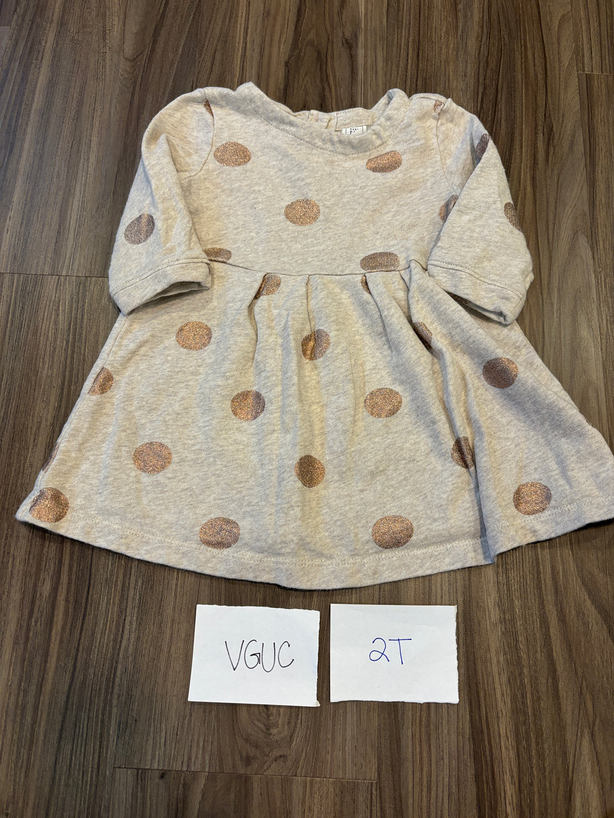 #138 - 2T VGUC Tan Polka Dot Dress