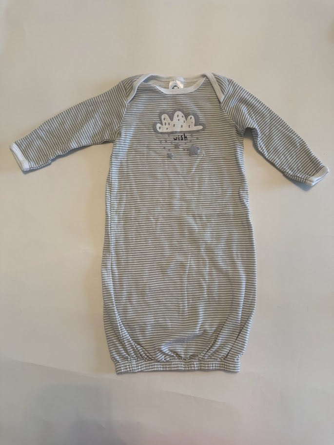 #78 REDUCED Gerber Footless Cloud Pajamas Gender Neutral 0-6M