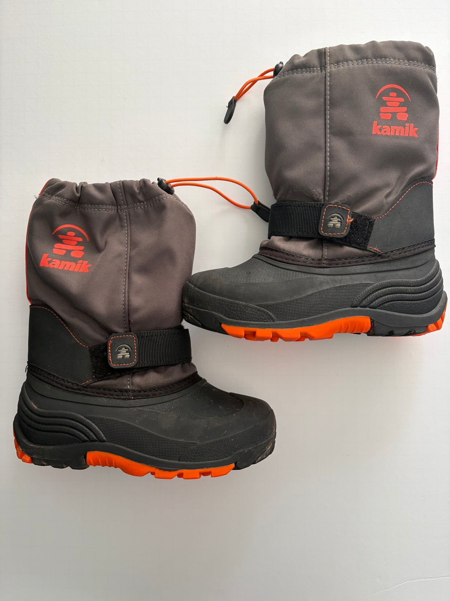 Seller #91 size 2 (big kid) Kamik snow boots GUC