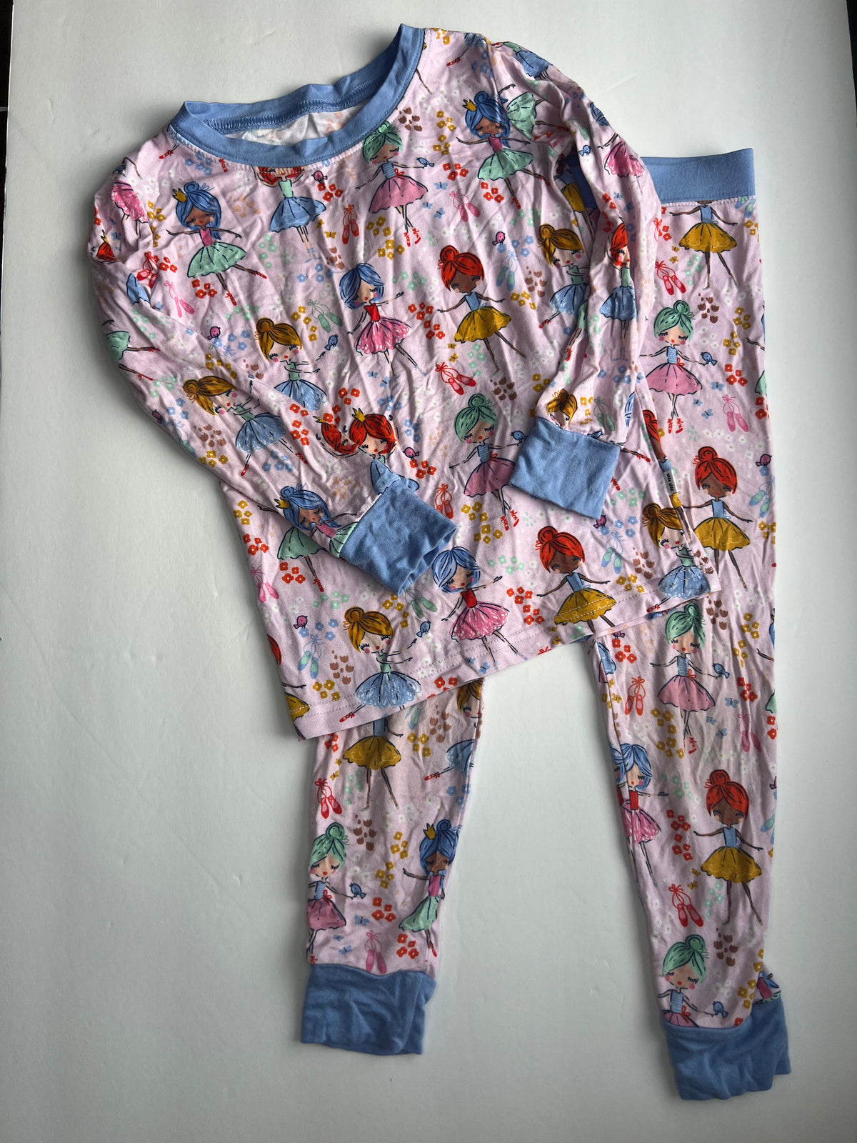#180 Little Sleepies girls size 2T prima ballerinas pants set