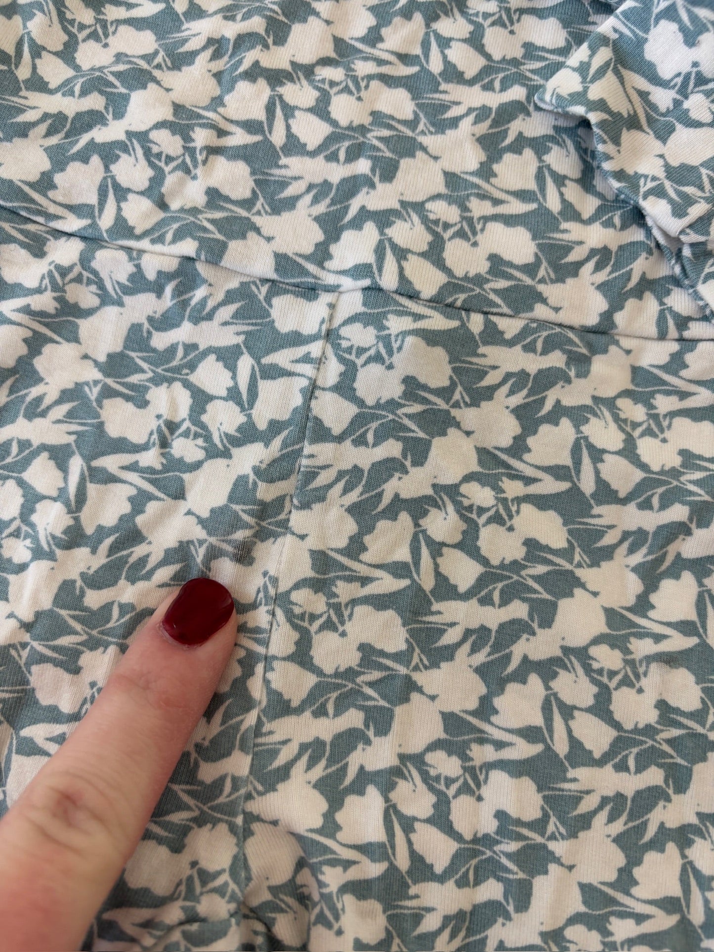 Seller #105 - Size 12-24M Girls Lou Lou & Co Lottie (Blue Floral) Top & Bottom Set - see description