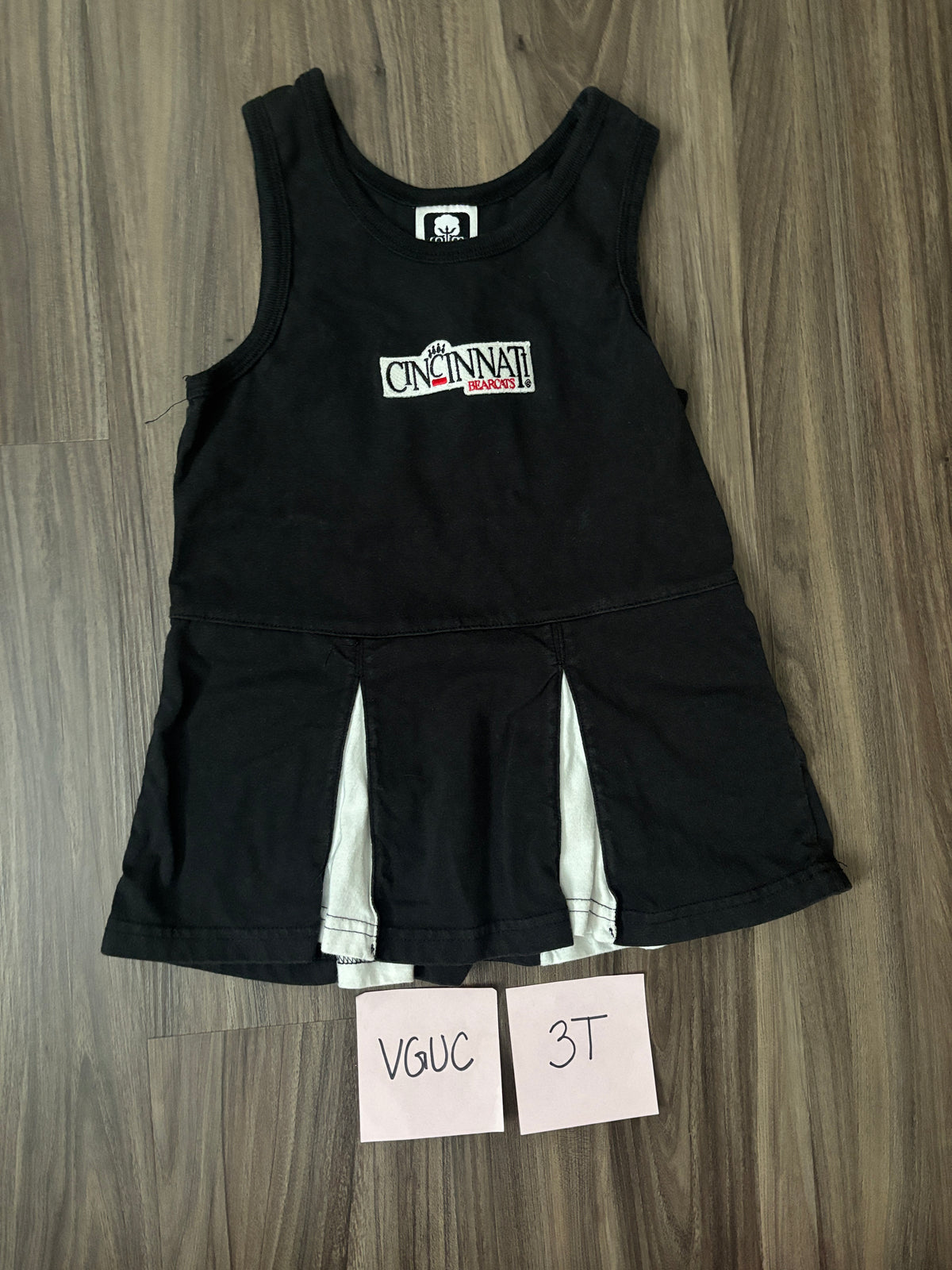 #138 - 3T VGUC UC Bearcats Cheerleading Outfit