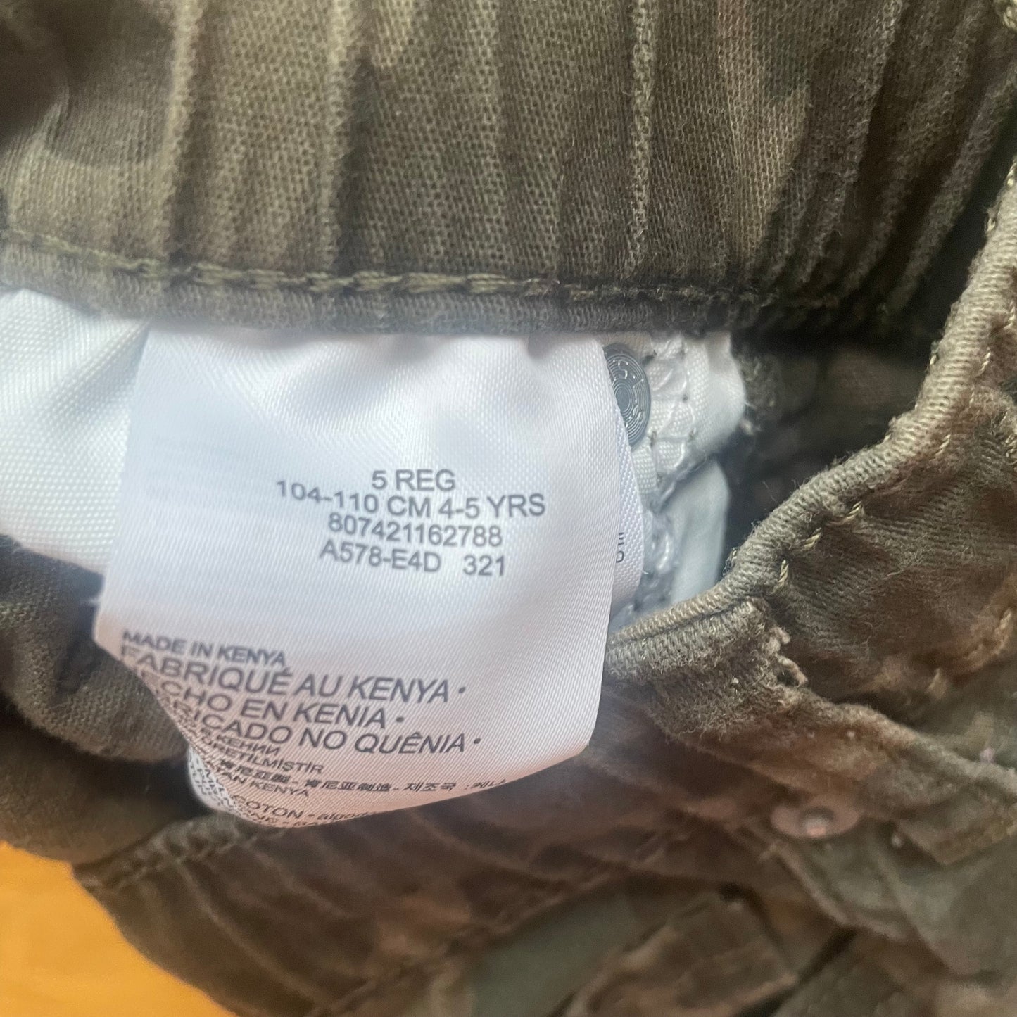 #116 boys Levi’s camo joggers pants 5